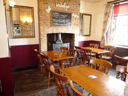 The Oddfellows Arms Sherburn in Elmet Esterno foto